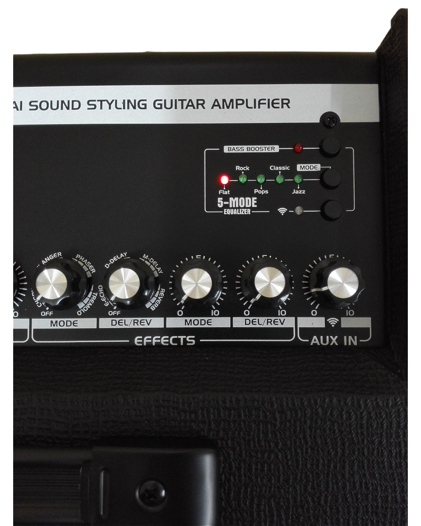 Belcat STREETBOX 15W Rechargeable Guitar Amplifier, Mic, Reverb, Delay, Chorus, Tremolo