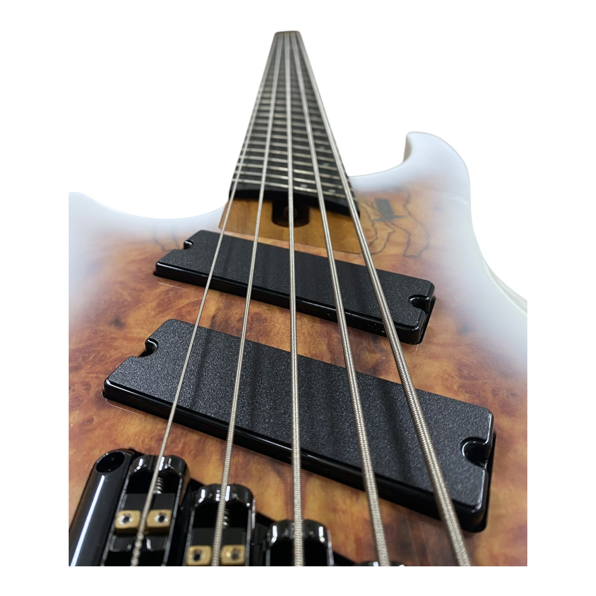 Pre-Order – ETA Late October 2026 | Haze HB5FFMSLH Voyager Series Left-Handed Headless Fanned-Fret 5-String Electric Bass – Roasted Maple Neck, White Sunburst, Active BJ-80 Pickups