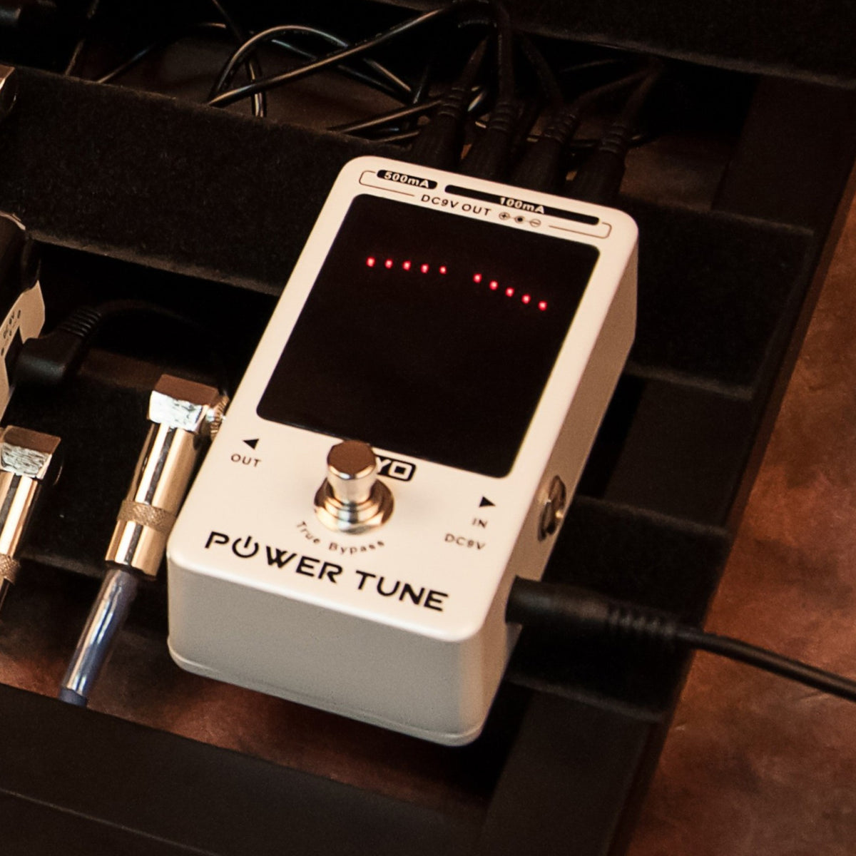 Joyo JF18R "Power Tune" Low-Noise Isolated DC 9V Power Supply & Chromatic Tuner Pedal