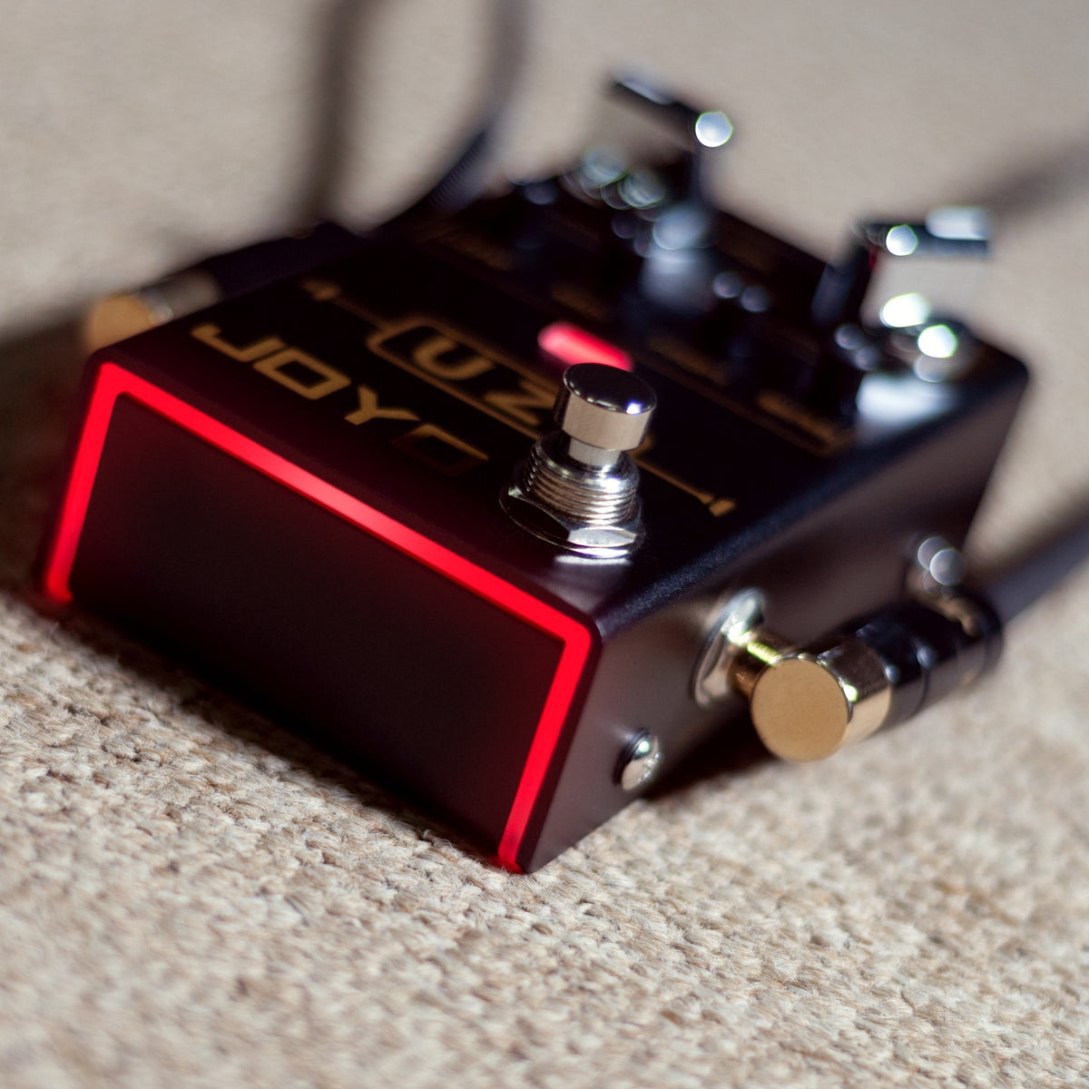 (PREORDER : EST LATE SEPT 2026) Joyo R03 "Uzi" High-Gain Heavy Distortion Effects Pedal w/ Bias Control