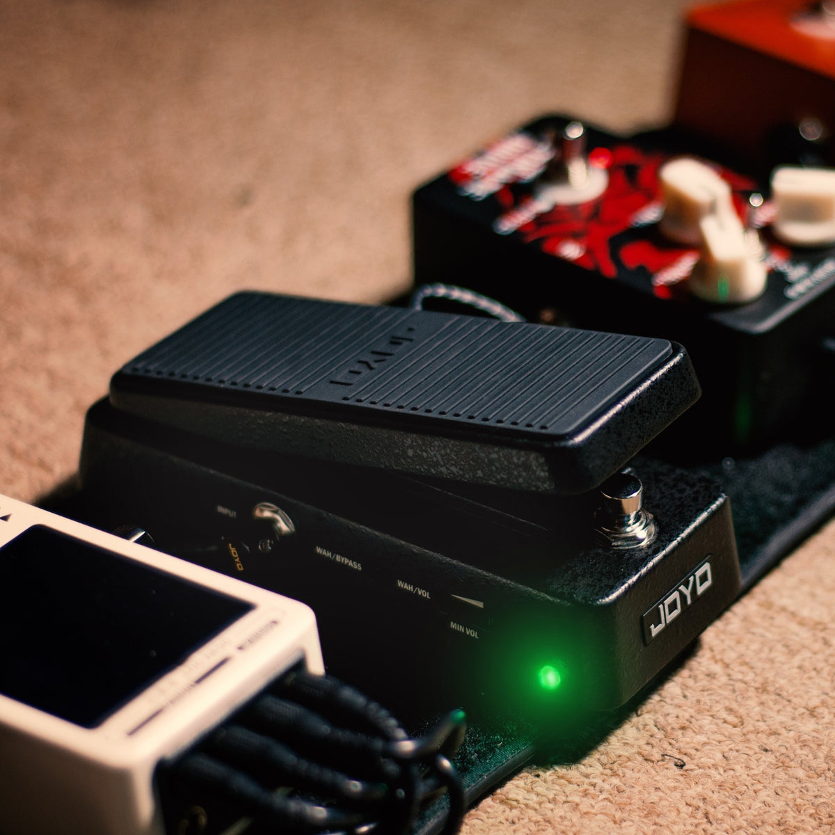 (PREORDER: EST LATE SEPT 2026) Joyo WAHI Classic Wah-Wah + Volume Guitar Effect Pedal w/ True Bypass