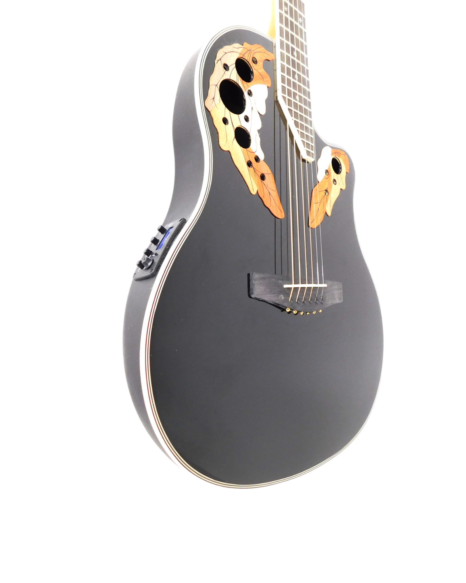 Mavey Baybayin Guitar concept2.monoline.agency