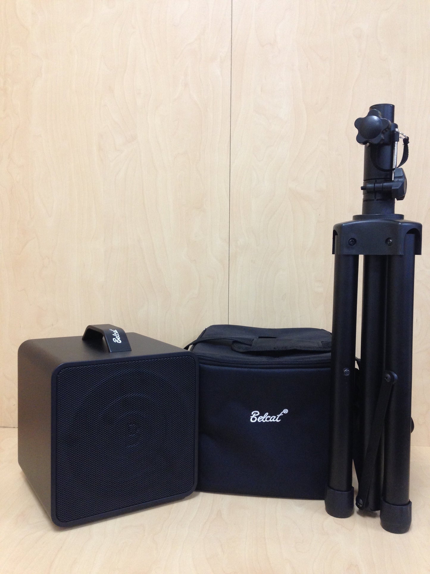Belcat BUSKERBOX 40W Rechargeable Acoustic Amplifier + Height Adjustable Stand