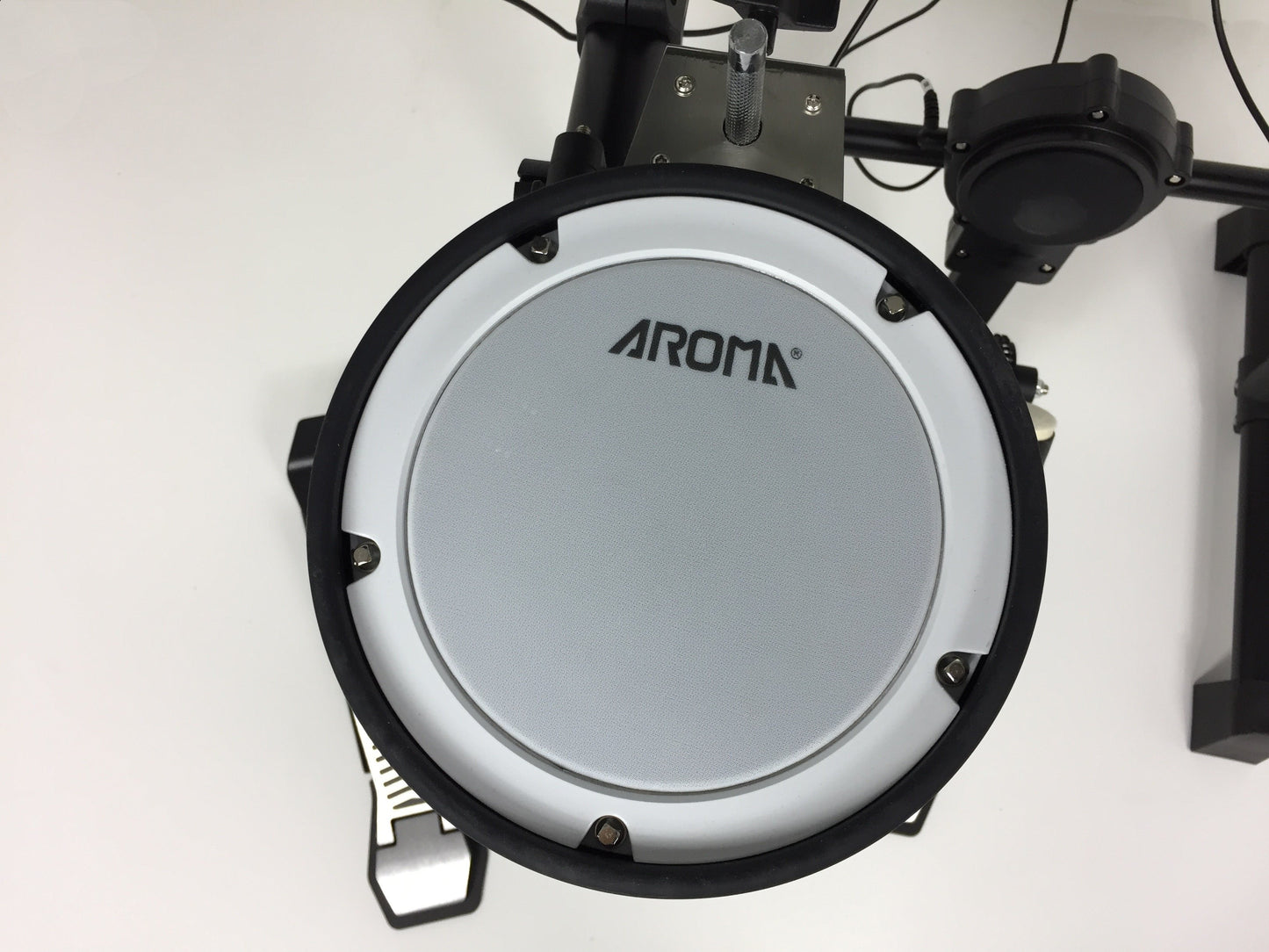Aroma TDX16S All-Mesh 5+3 Electronic Drums w/ Dual Zone Snare, Cymbals, Stool
