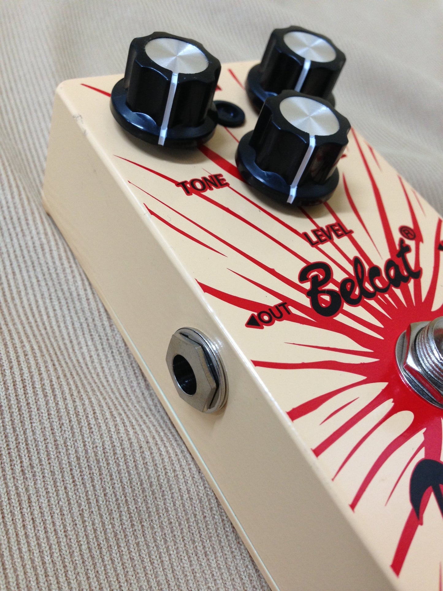 Belcat FUZ510 R-Fuzz Effects Pedal