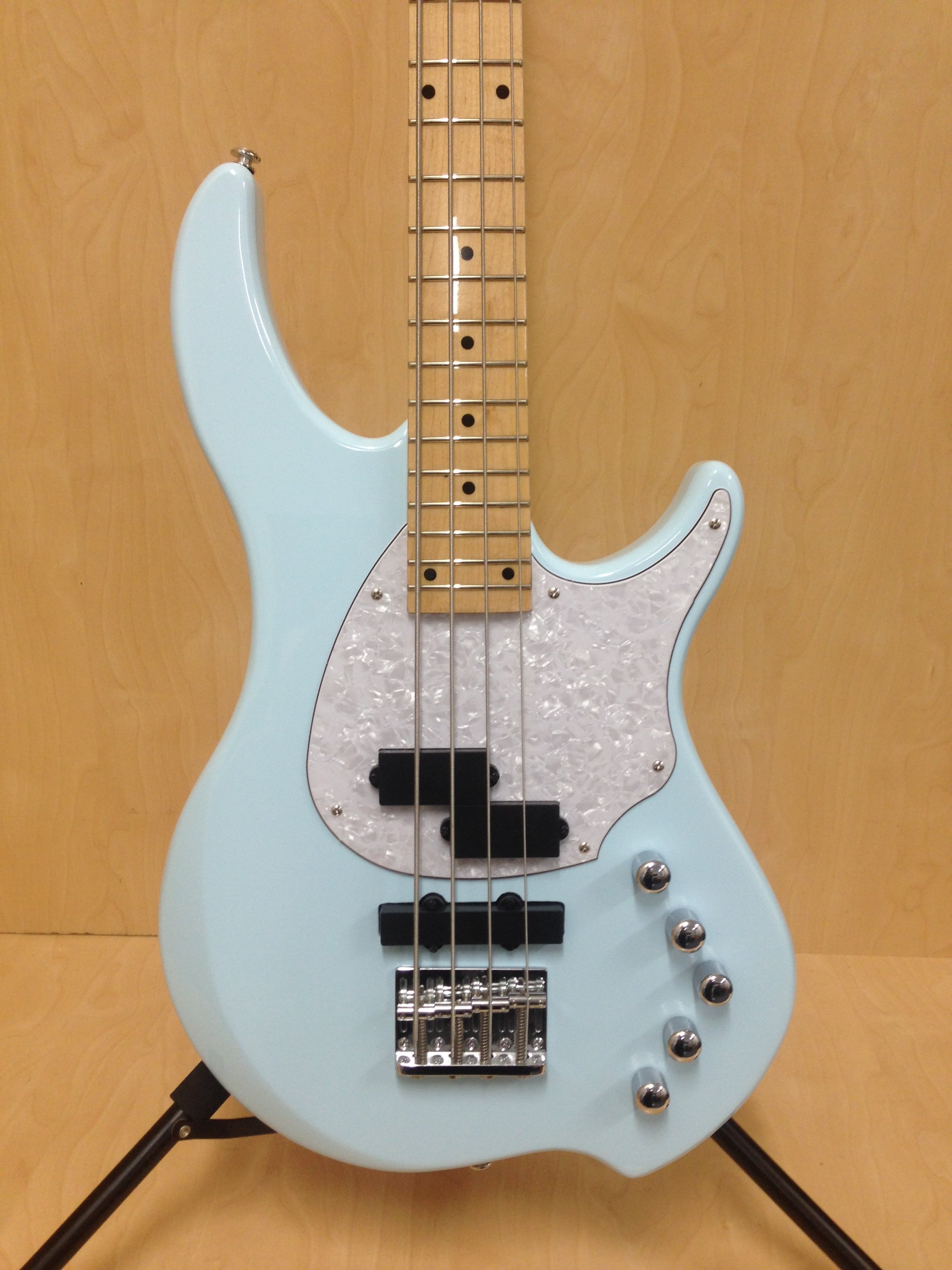 Haze Single-Coil Solid White Poplar Hybrid Electric Bass Guitar - Blue HYBRID4PJ