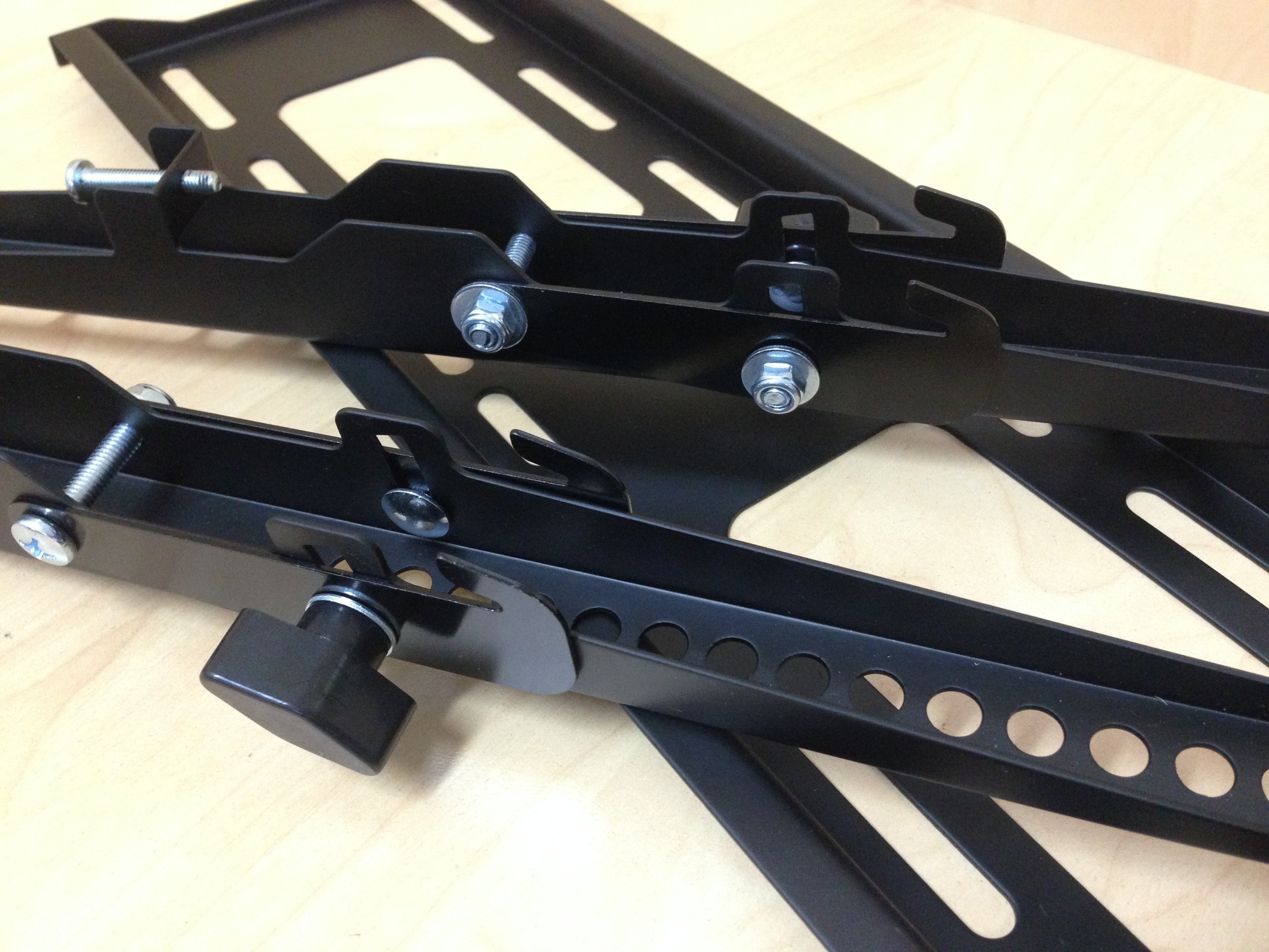 TVS Wall Mounts LP42-44ST Economy Tilting, 32"-55" LED,LCD Flat Panel