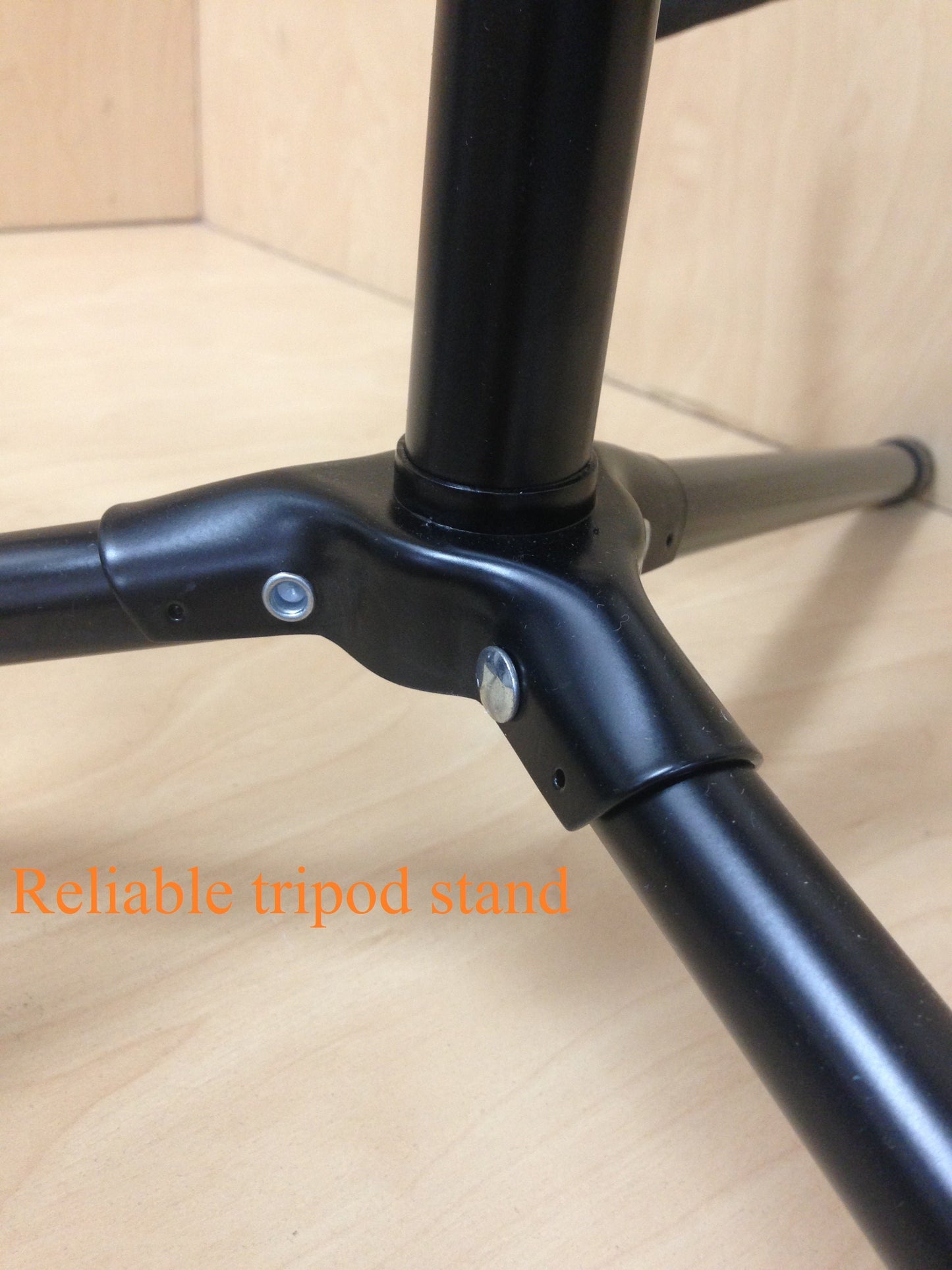 Haze GS012 Metal-Rubber Tripod 3-Guitar Stand